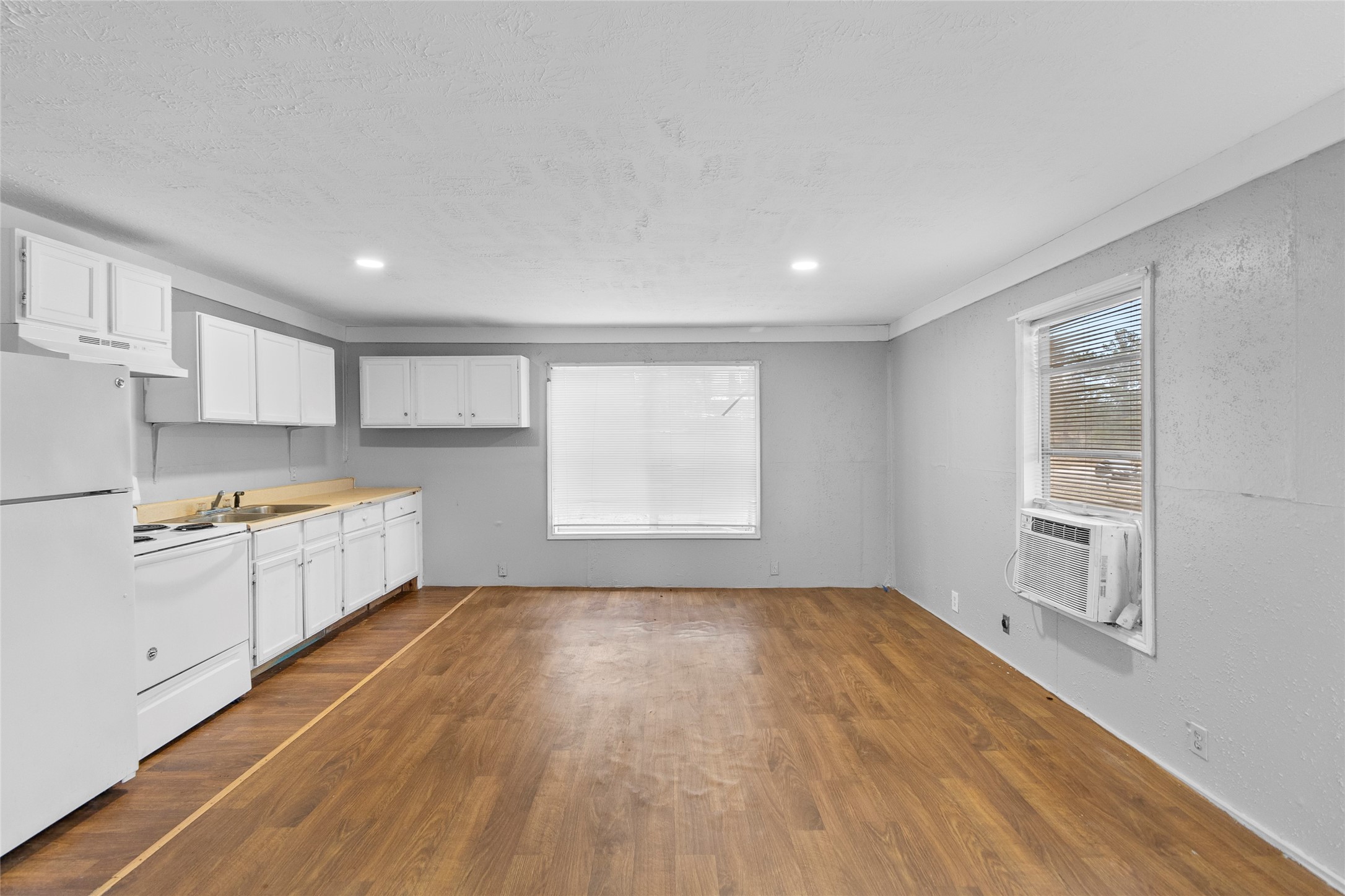 31C Jackson Road, Unit A Huntsville, TX 77320 - Photo 4 of 17