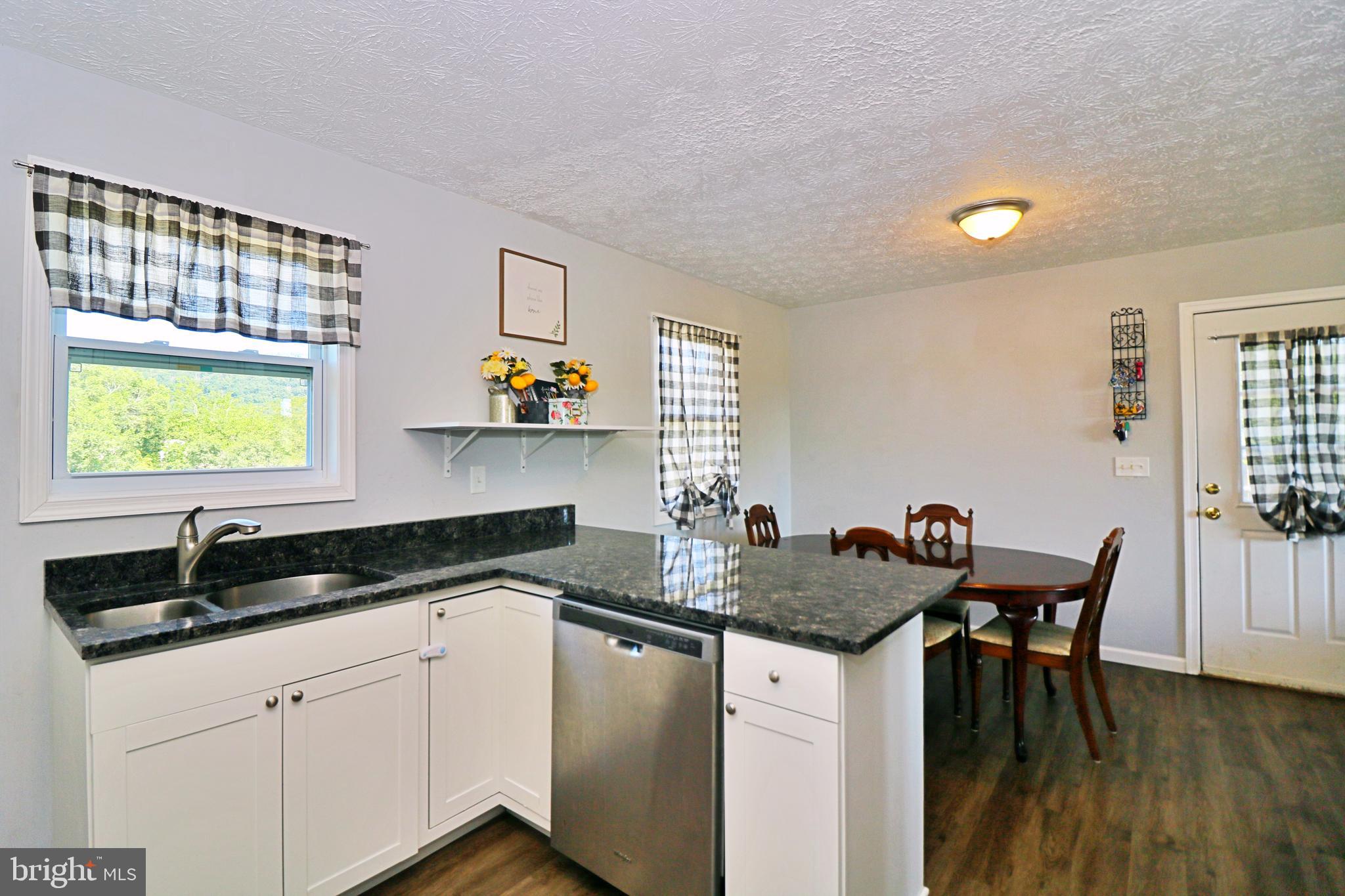1329 Reunion Corner Road Gerrardstown, WV 25420 - Photo 15 of 37 Kitchen