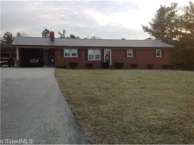 241 Eddinger Road Thomasville, NC 27360 - Photo 3 of 15 Exterior Front.
