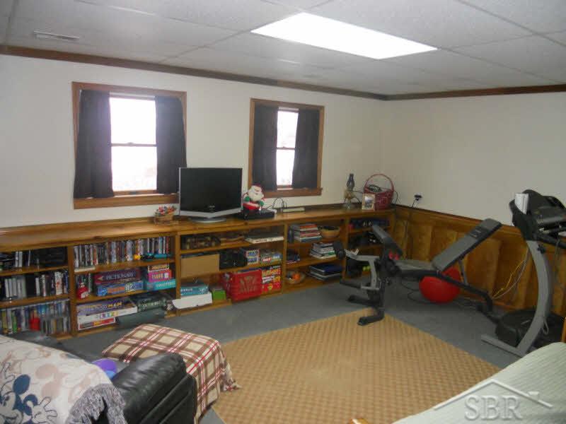 4094 Maple Road Frankenmuth, MI 48734 - Photo 9 of 15 20106158-8.JPG