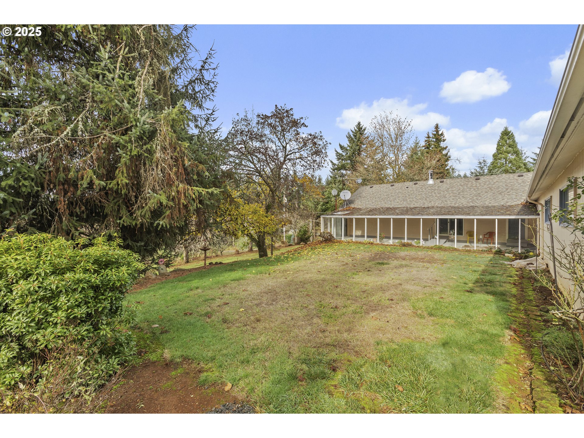 1782 Cole Road South Salem, OR 97306 - Photo 30 of 43 a front view of a house with a garden