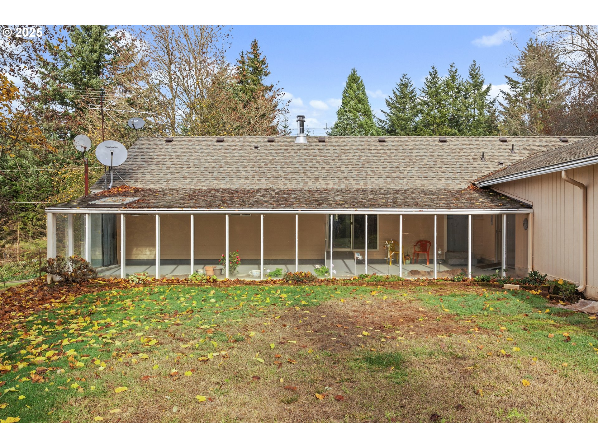 1782 Cole Road South Salem, OR 97306 - Photo 31 of 43 a front view of a house with a garden