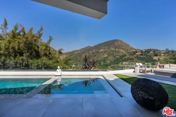 $17,000 | 3437 Troy Drive, Los Angeles, CA 90068