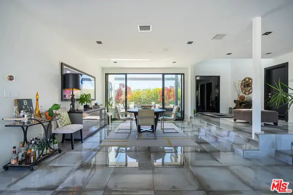 $17,000 | 3437 Troy Drive, Los Angeles, CA 90068