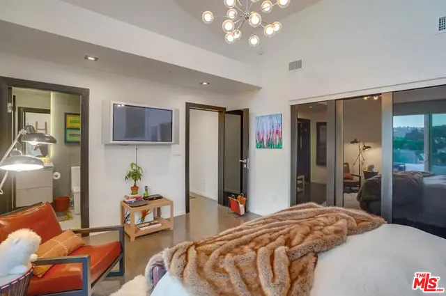 $17,000 | 3437 Troy Drive, Los Angeles, CA 90068