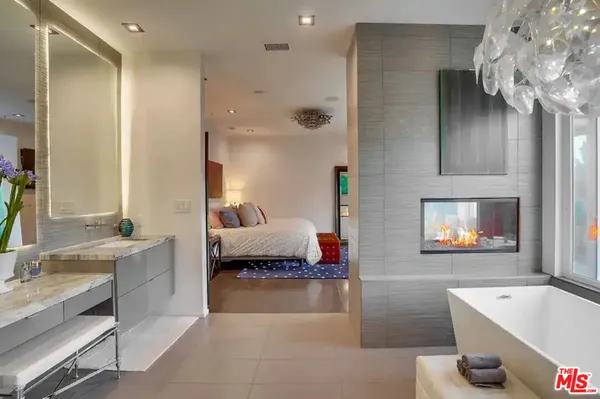 $17,000 | 3437 Troy Drive, Los Angeles, CA 90068