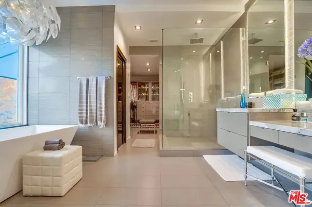 $17,000 | 3437 Troy Drive, Los Angeles, CA 90068