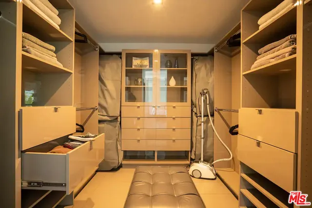 $17,000 | 3437 Troy Drive, Los Angeles, CA 90068