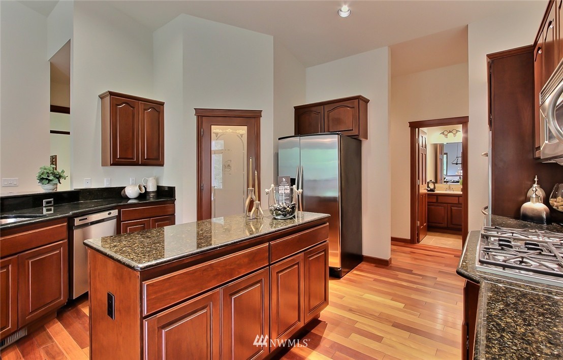 7735 Johnson Point Road Northeast Olympia, WA 98516 - Photo 12 of 20 Gallery Image 12