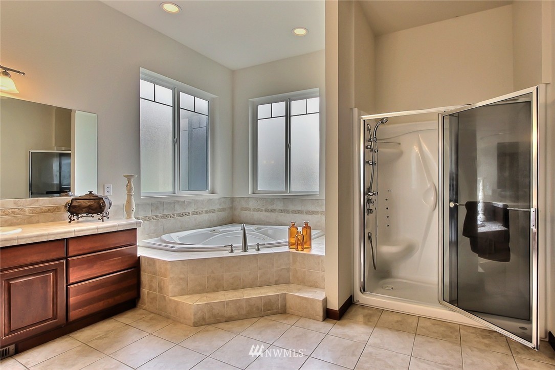 7735 Johnson Point Road Northeast Olympia, WA 98516 - Photo 17 of 20 Gallery Image 17