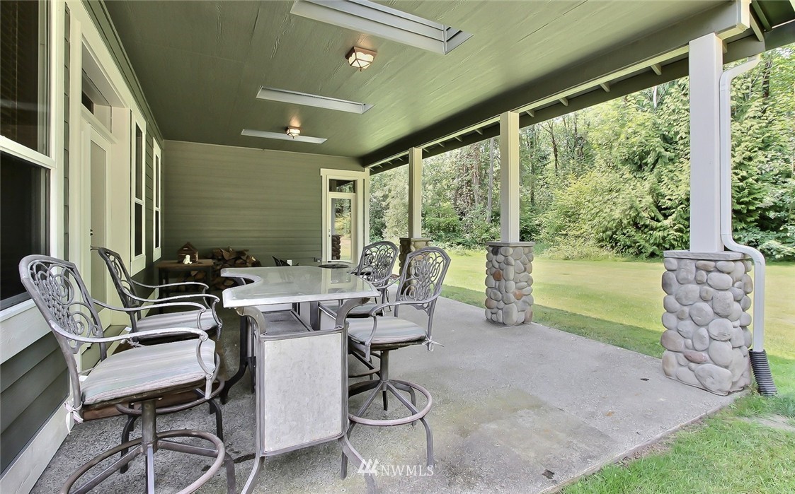 7735 Johnson Point Road Northeast Olympia, WA 98516 - Photo 5 of 20 Gallery Image 5