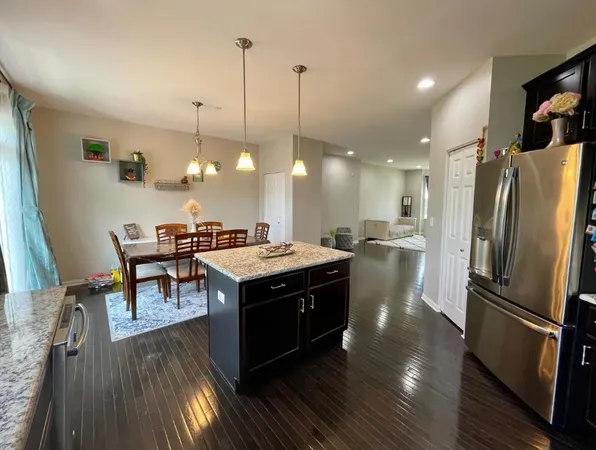 $3,100 | 2889 Henley Lane, Naperville, IL 60540