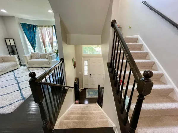 $3,100 | 2889 Henley Lane, Naperville, IL 60540