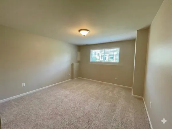 $3,100 | 2889 Henley Lane, Naperville, IL 60540