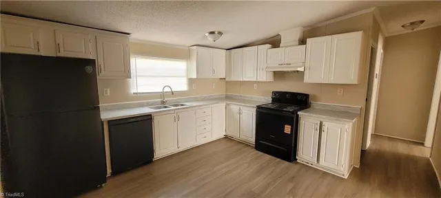 $1,395 | 724 Creek Ridge Road, Unit 165, Greensboro, NC 27406