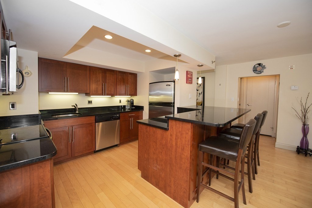 1600 Beacon Street, Unit 907 Brookline, MA 02446 - Photo 7 of 16