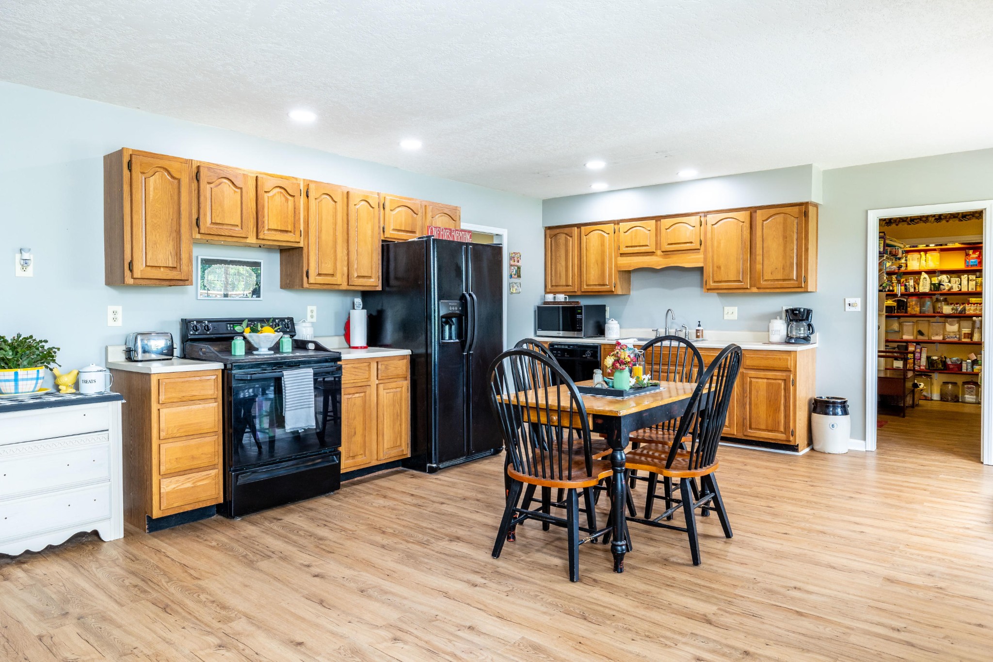 442 Wilaway Road Maryville, TN 37801 - Photo 13 of 37 a dining room with furniture and wooden floor