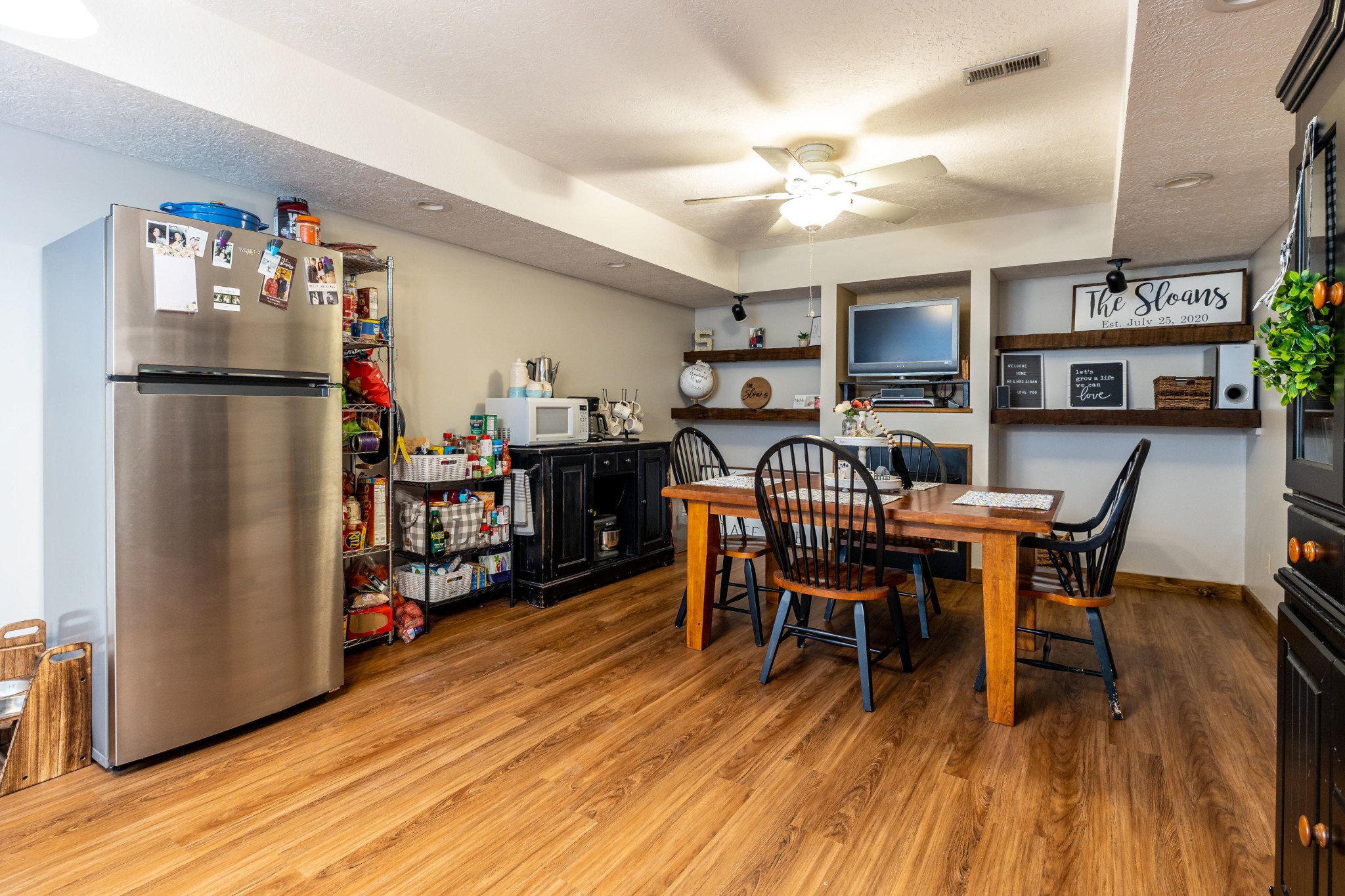 442 Wilaway Road Maryville, TN 37801 - Photo 25 of 37 a view of a dining room with furniture and wooden floor