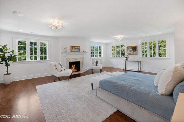 $9,350,000 | 18 Tokeneke Trail, Darien, CT 06820