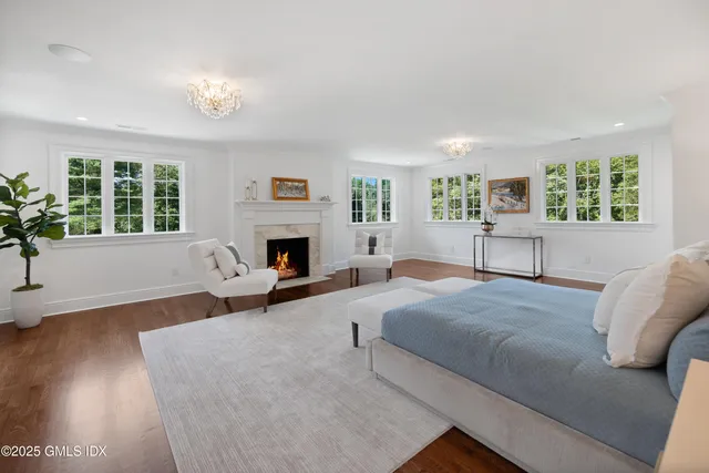 $9,350,000 | 18 Tokeneke Trail, Darien, CT 06820