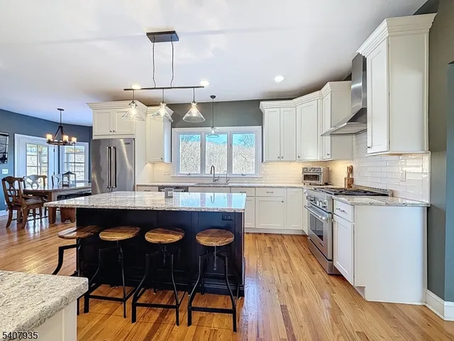 $1,190,500 | 107 Lambert Drive, Sparta, NJ 07871