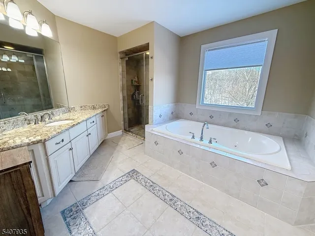 $1,190,500 | 107 Lambert Drive, Sparta, NJ 07871