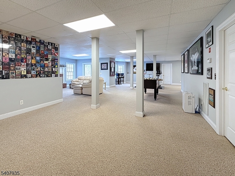 107 Lambert Drive Sparta, NJ 07871 - Photo 33 of 40