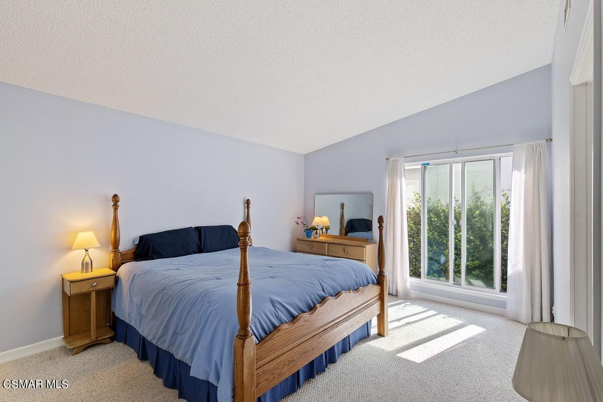5784 Damon Street Simi Valley, CA 93063 - Photo 5 of 12 151A2480