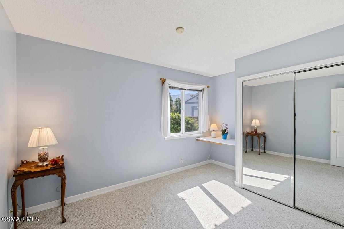 5784 Damon Street Simi Valley, CA 93063 - Photo 8 of 12 151A2488