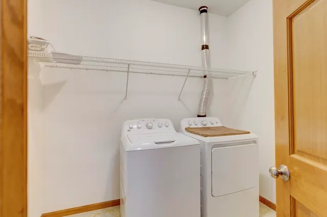 $249,900 | 121 Metro Terrace, Unit 101, Madison, WI 53718