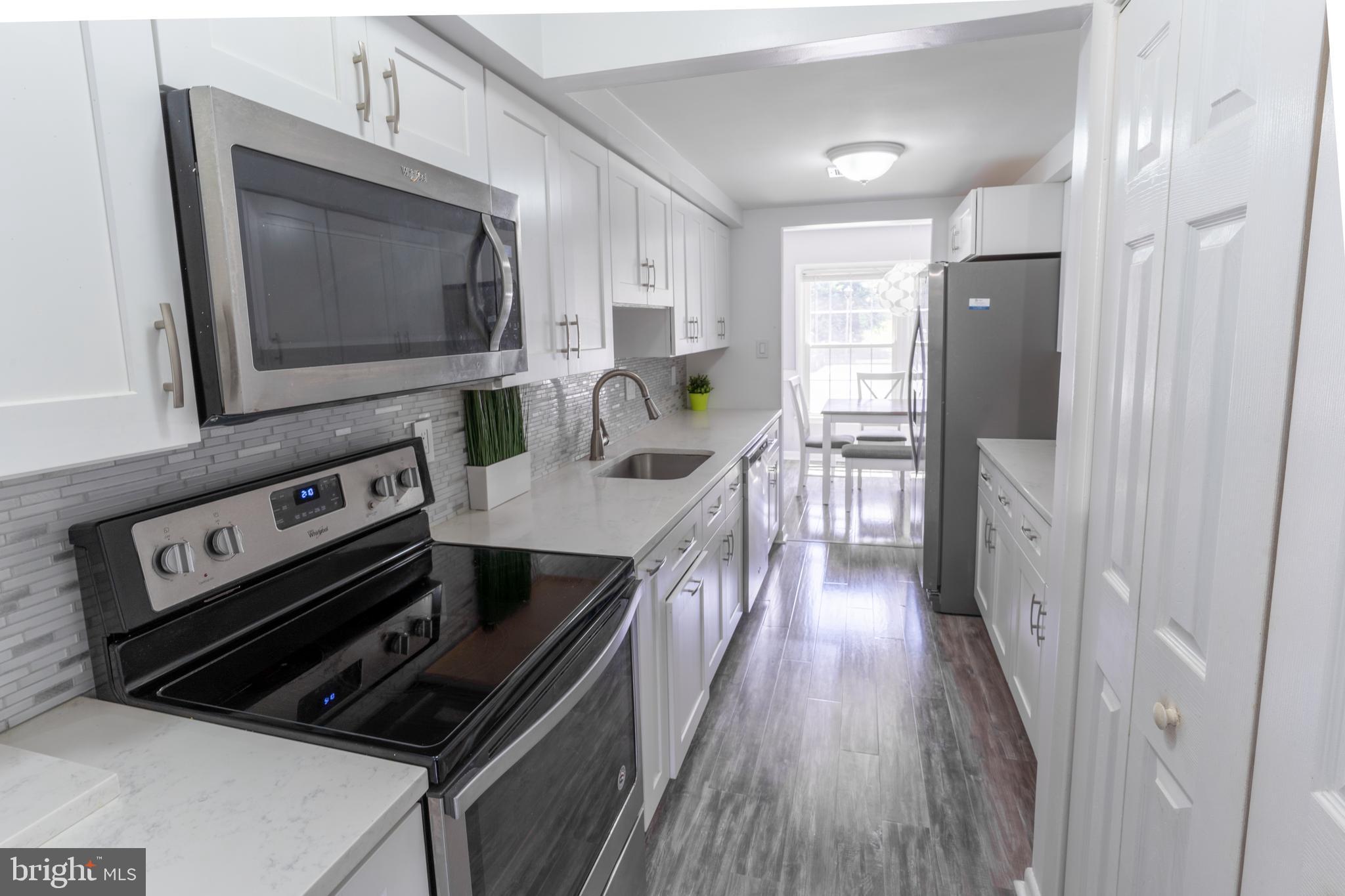 6468 Rockshire Street Alexandria, VA 22315 - Photo 4 of 34 Gallery Image 4