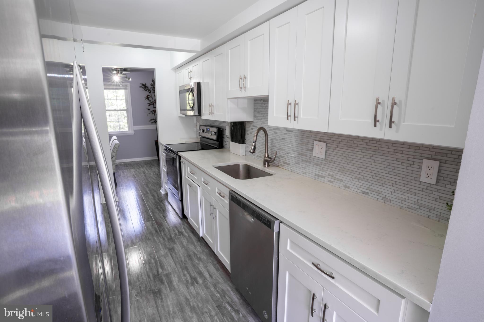 6468 Rockshire Street Alexandria, VA 22315 - Photo 7 of 34 Gallery Image 7