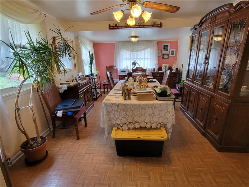 5172 Hardt Road Gibsonia, PA 15044 - Photo 7 of 25 Gallery Image 7