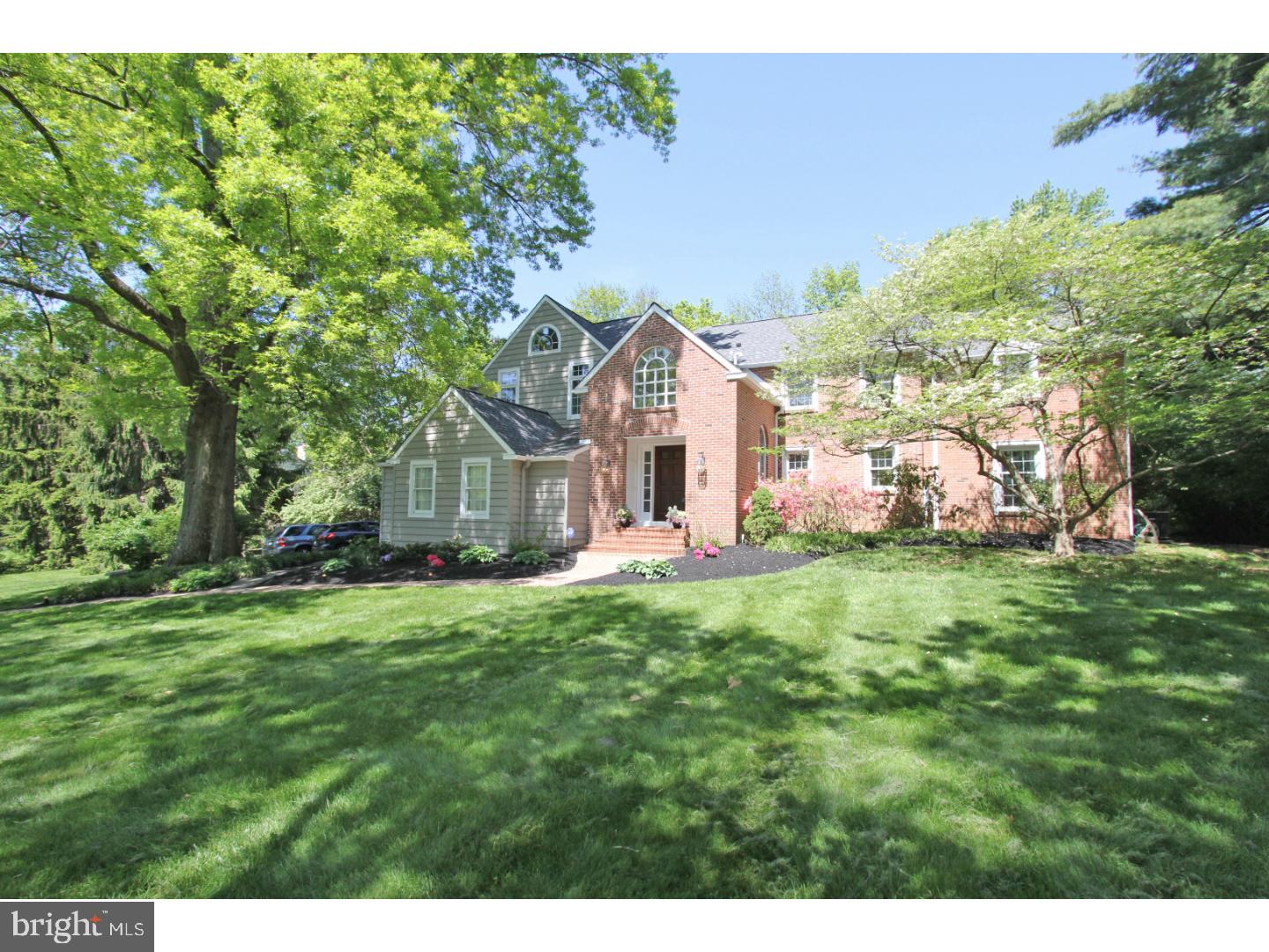 129 Ladderback Lane Devon, PA 19333 - Photo 1 of 25 Exterior Front