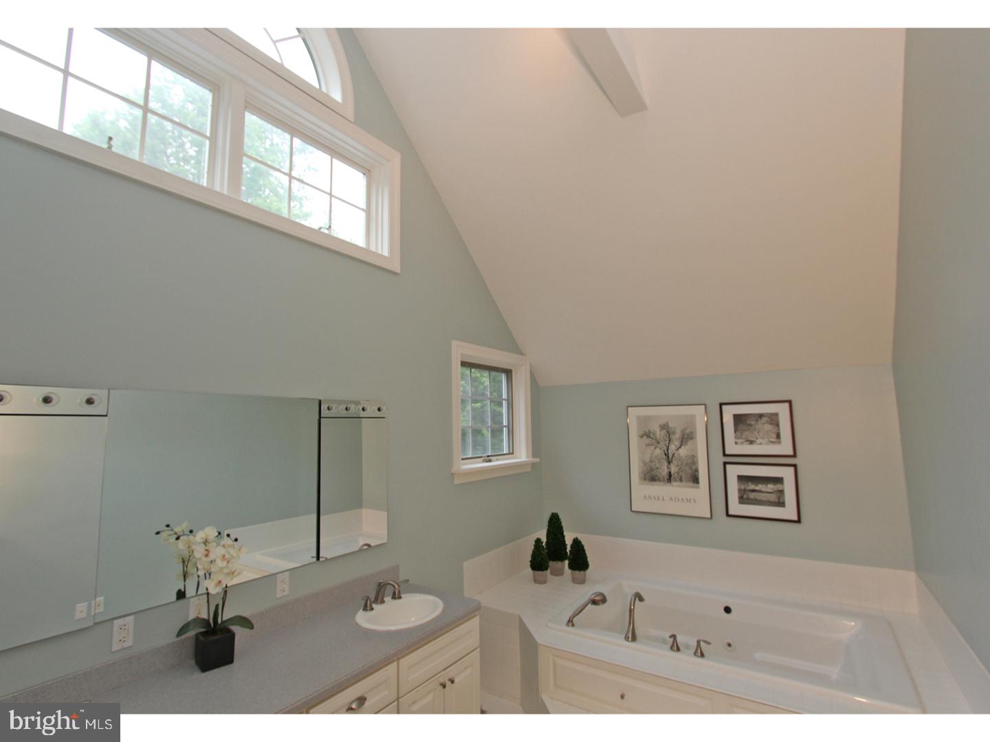 129 Ladderback Lane Devon, PA 19333 - Photo 14 of 25 Bathroom