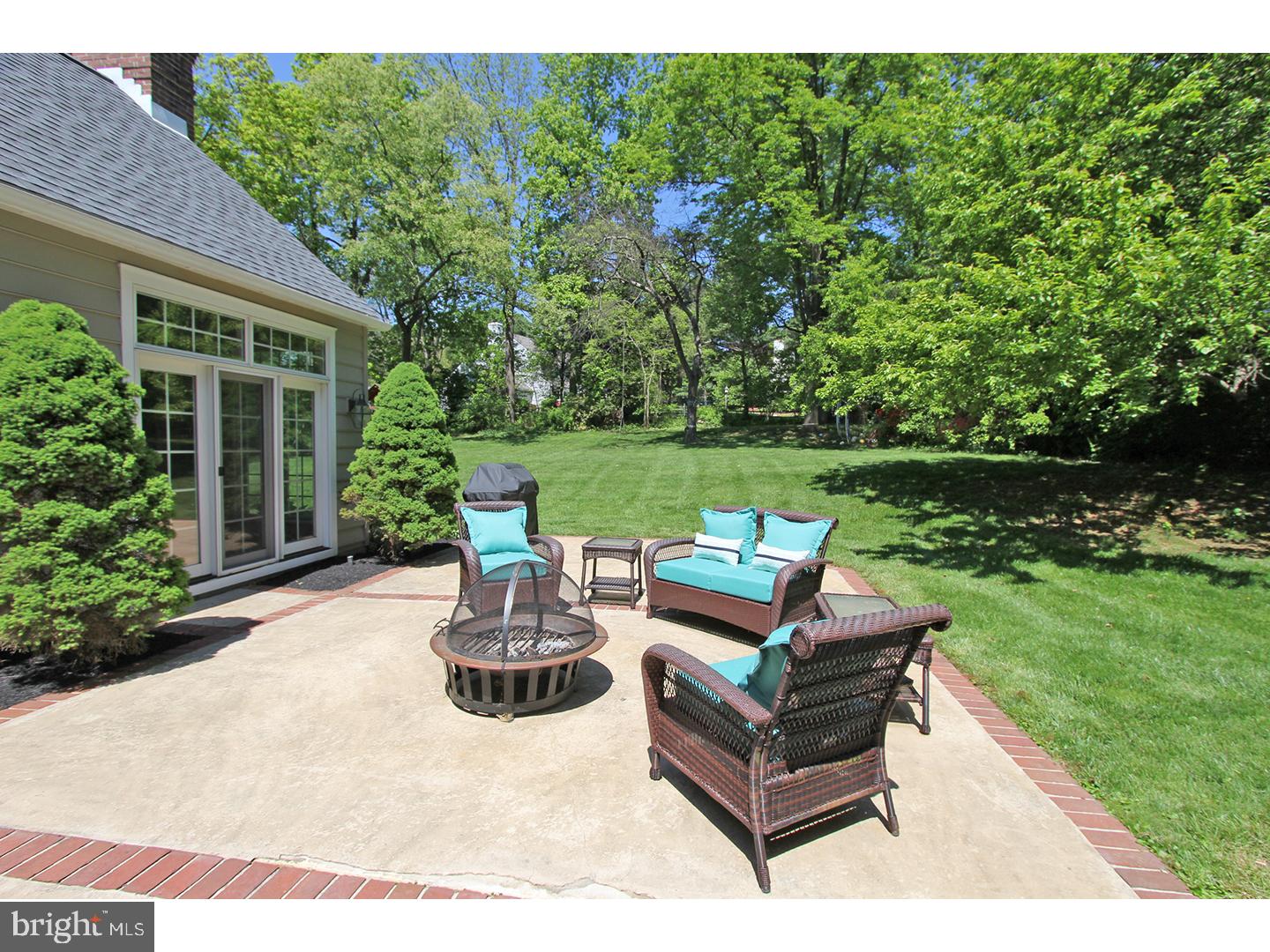 129 Ladderback Lane Devon, PA 19333 - Photo 9 of 25 Patio