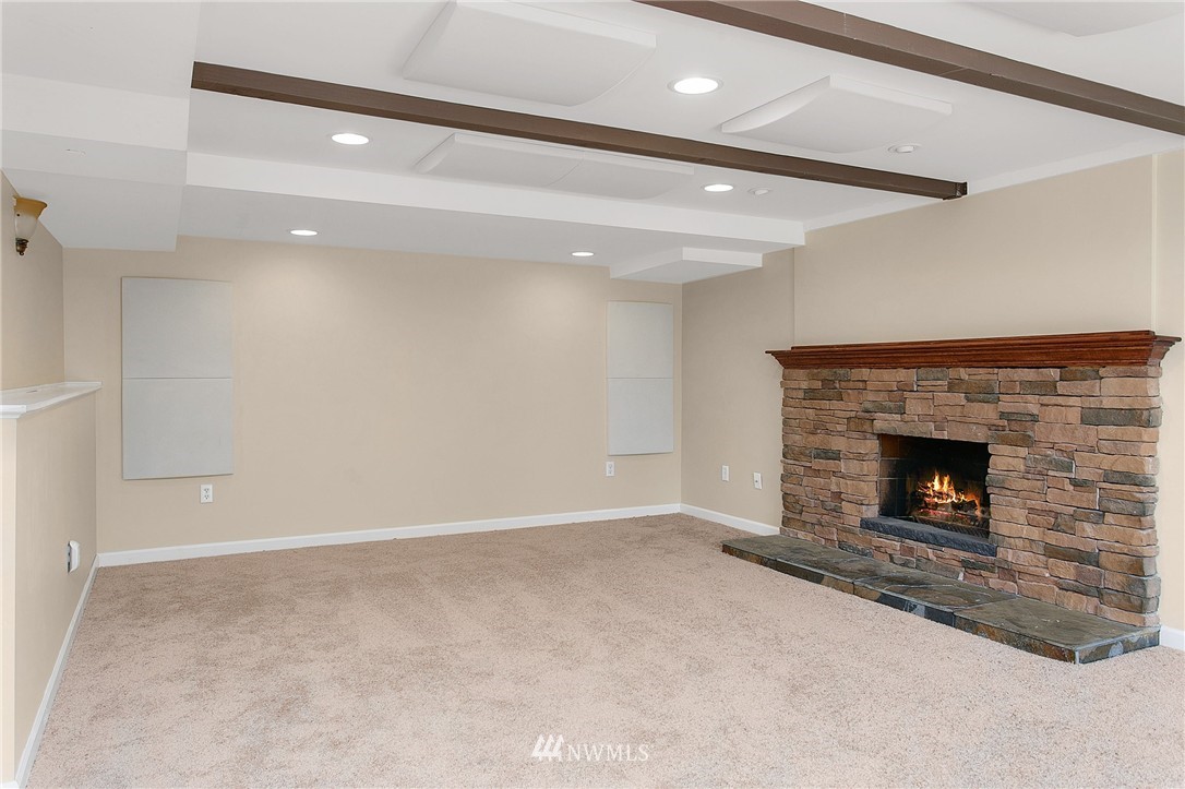 2409 Northeast 23rd Street Renton, WA 98056 - Photo 16 of 25