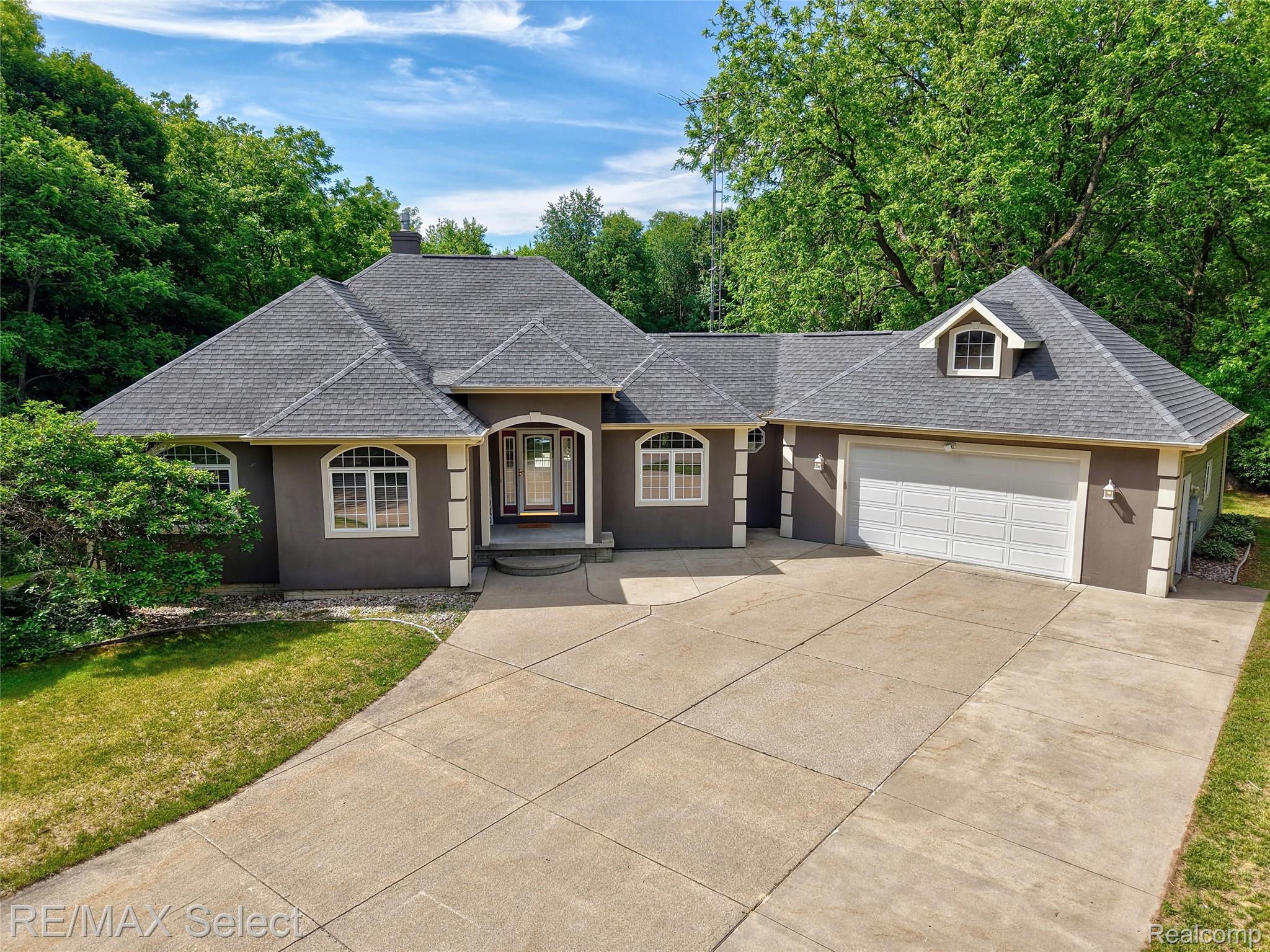 3406 East Vienna Road Clio, MI 48420 - Photo 1 of 54 3406 E Vienna Rd 04.jpg