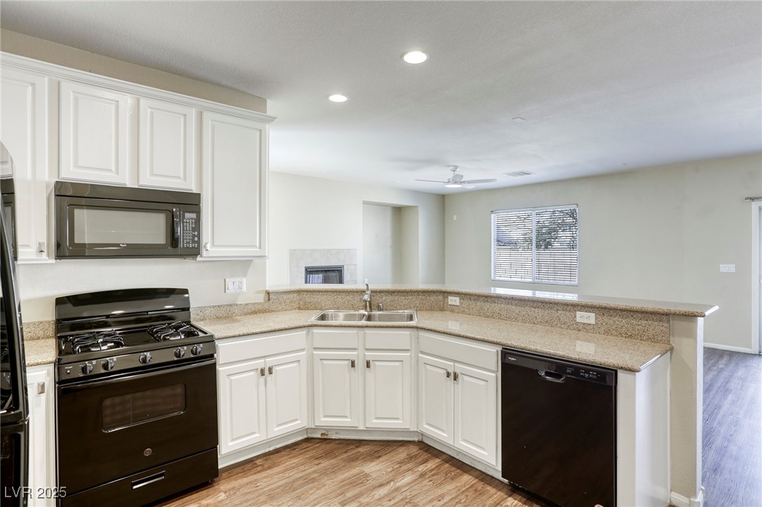 4841 North Bride Street North Las Vegas, NV 89081 - Photo 14 of 38