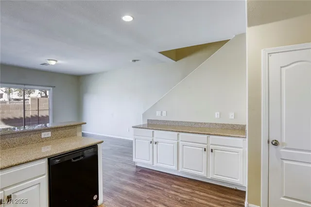 $2,000 | 4841 North Bride Street, North Las Vegas, NV 89081