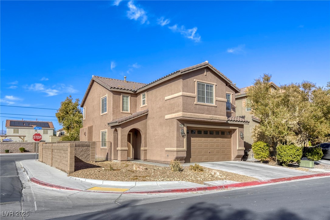 4841 North Bride Street North Las Vegas, NV 89081 - Photo 2 of 38