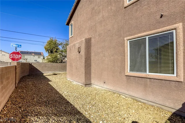 $2,000 | 4841 North Bride Street, North Las Vegas, NV 89081