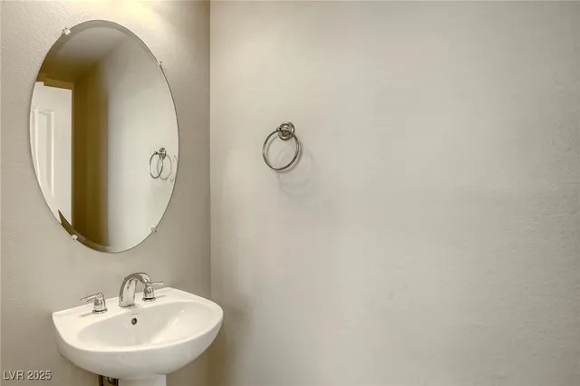 $2,000 | 4841 North Bride Street, North Las Vegas, NV 89081