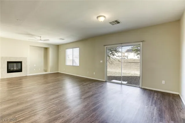 $2,000 | 4841 North Bride Street, North Las Vegas, NV 89081