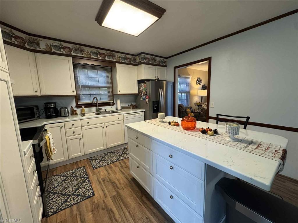 142 James Street Elkin, NC 28621 - Photo 12 of 44