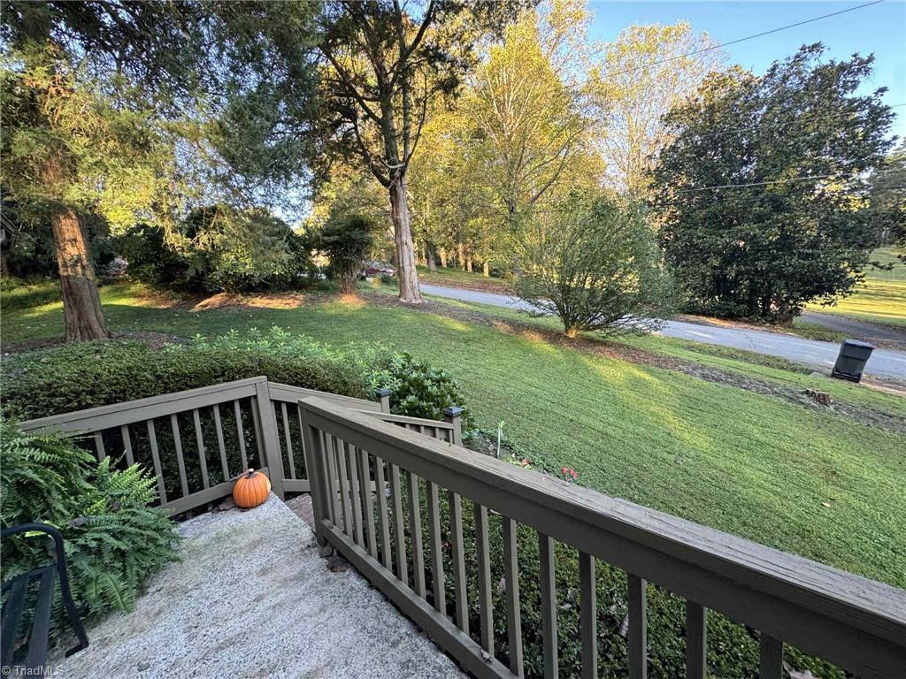 142 James Street Elkin, NC 28621 - Photo 5 of 44