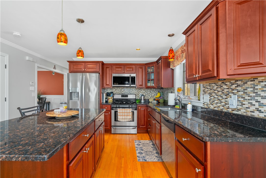435 Cottrell Road Tiverton, RI 02878 - Photo 12 of 44 Gallery Image 12