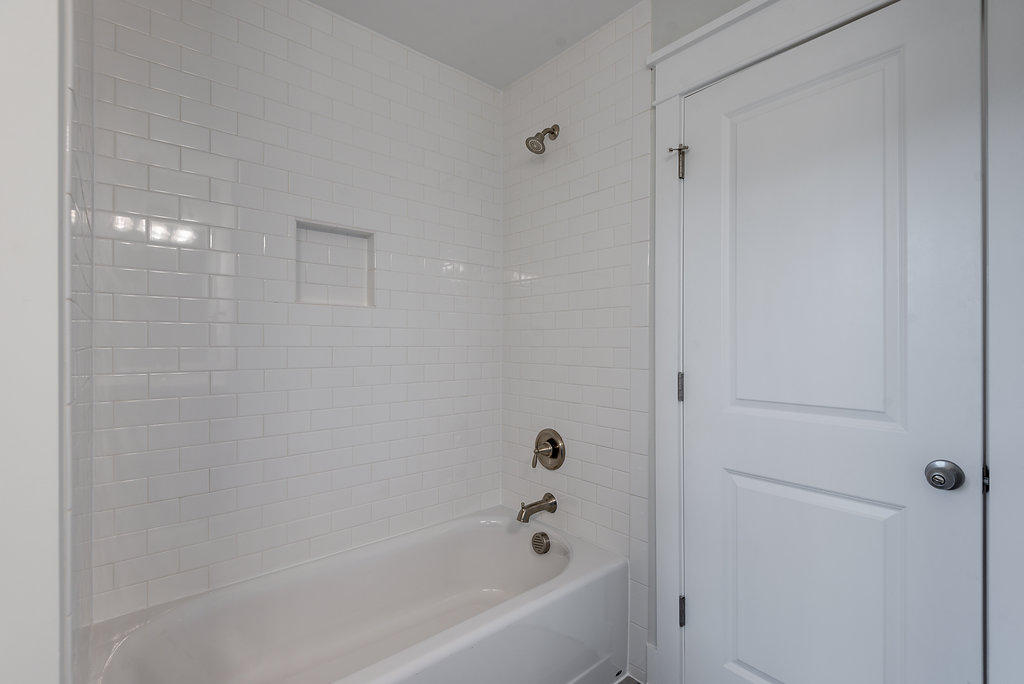 305 Jamesbury Road Charleston, SC 29492 - Photo 46 of 58 305JamesburyRoadIN-48