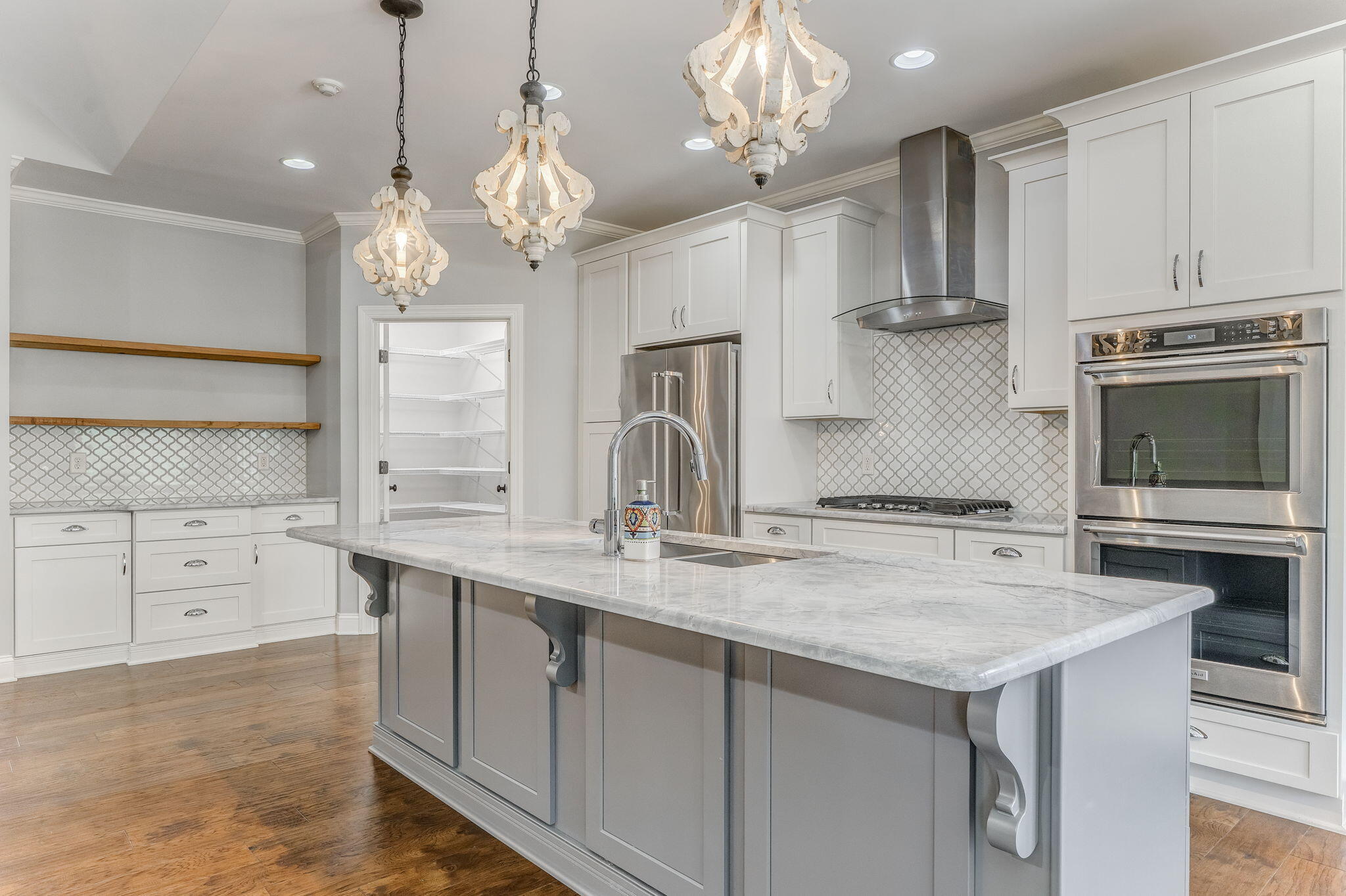 Kitchen 1