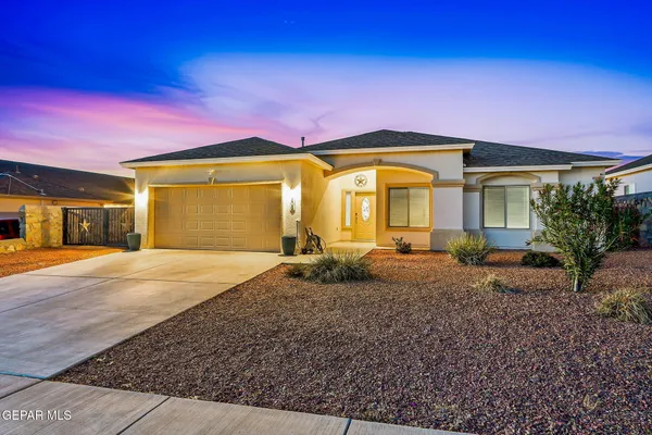 $419,950 | 809 Gold Beach Drive, Canutillo, TX 79835